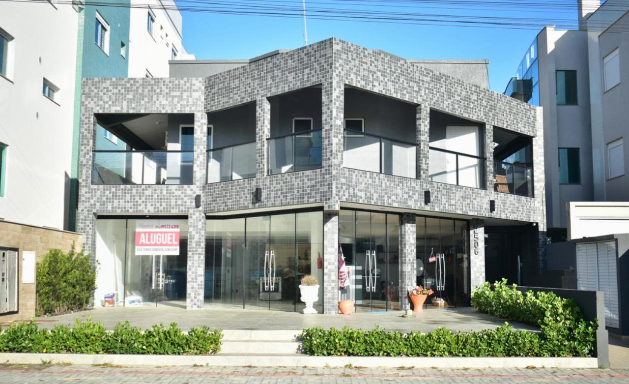 Residencial Melfi 3 Ap 3 Apartment Bombinhas Exterior photo